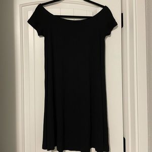 Old Navy Off the Shoulder Black Tshirt Dress